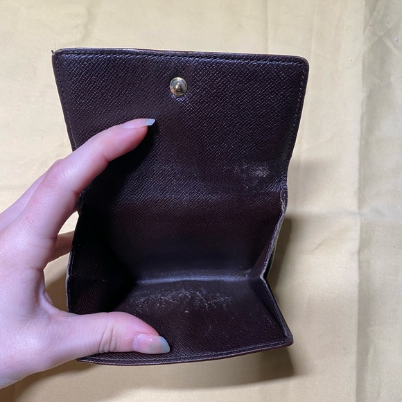 Louis Vuitton wallet - Picture 8 of 11